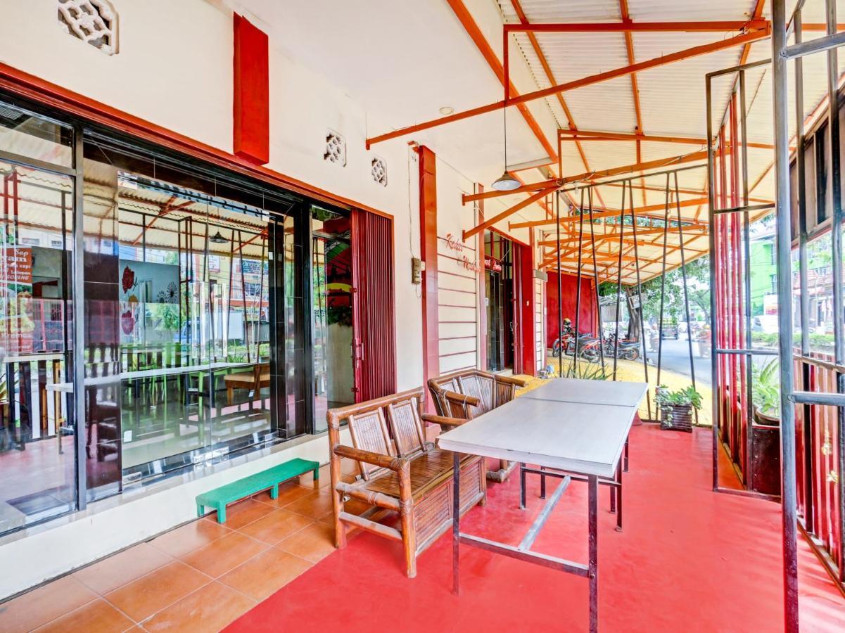 Oyo 90553 Arteri Guest House 세마랑 외부 사진