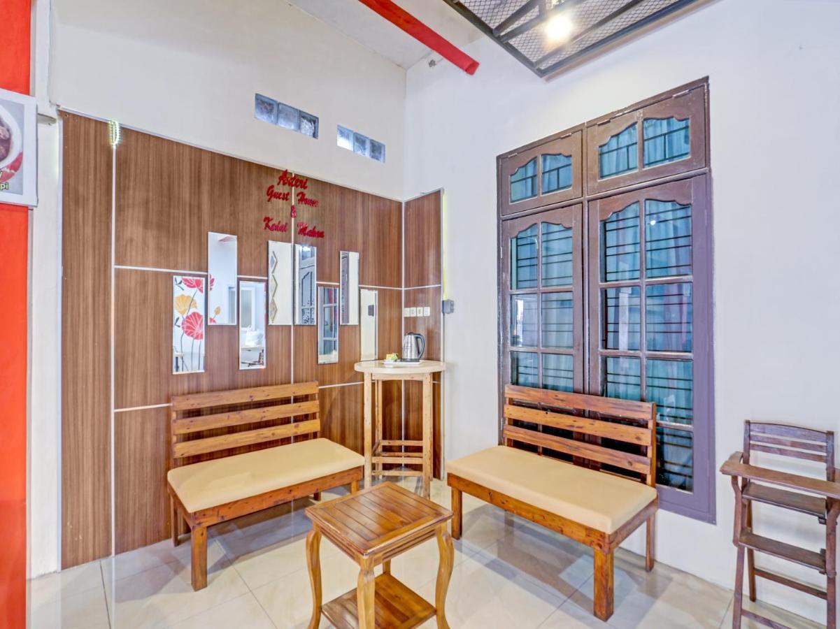 Oyo 90553 Arteri Guest House 세마랑 외부 사진